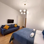 Unique Style Old Town - 25 Min From The Airport - By Homelike 公寓 *