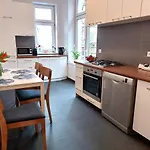 Unique Style Old Town - 25 Min From The Airport - By Homelike