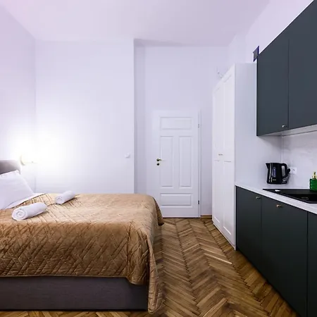 Apartment Unique Style Old Town - 25 Min From The Airport - By Homelike