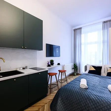 Apartment Unique Style Old Town - 25 Min From The Airport - By Homelike