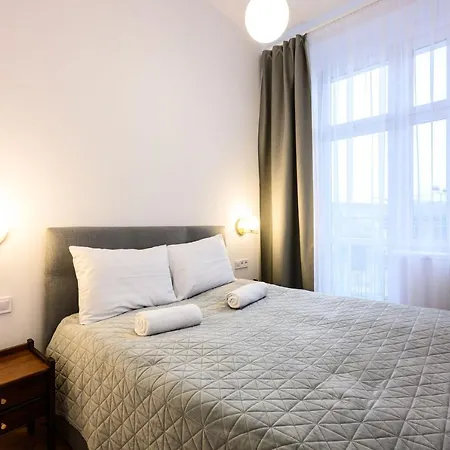 Unique Style Old Town - 25 Min From The Airport - By Homelike Daire Krakow