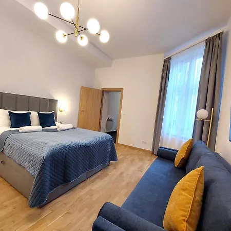 Appartamento Unique Style Old Town - 25 Min From The Airport - By Homelike *