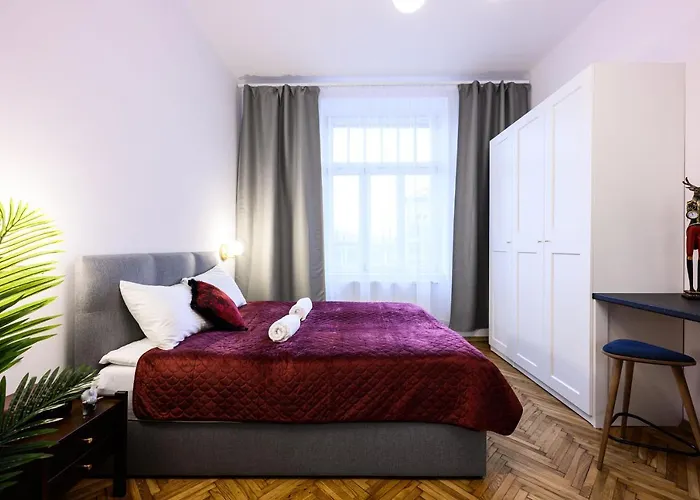 Unique Style Old Town - 25 Min From The Airport - By Homelike Krasków