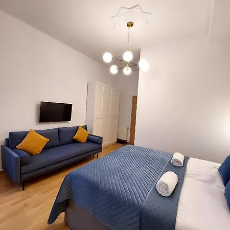 Unique Style Old Town - 25 Min From The Airport - By Homelike Appartamento *