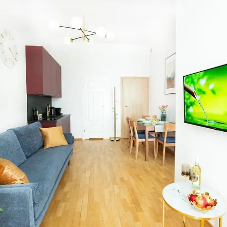 Apartment Unique Style Old Town - 25 Min From The Airport - By Homelike