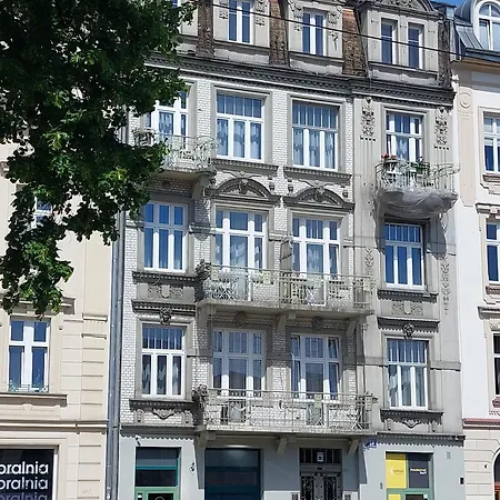 Unique Style Old Town - 25 Min From The Airport - By Homelike *